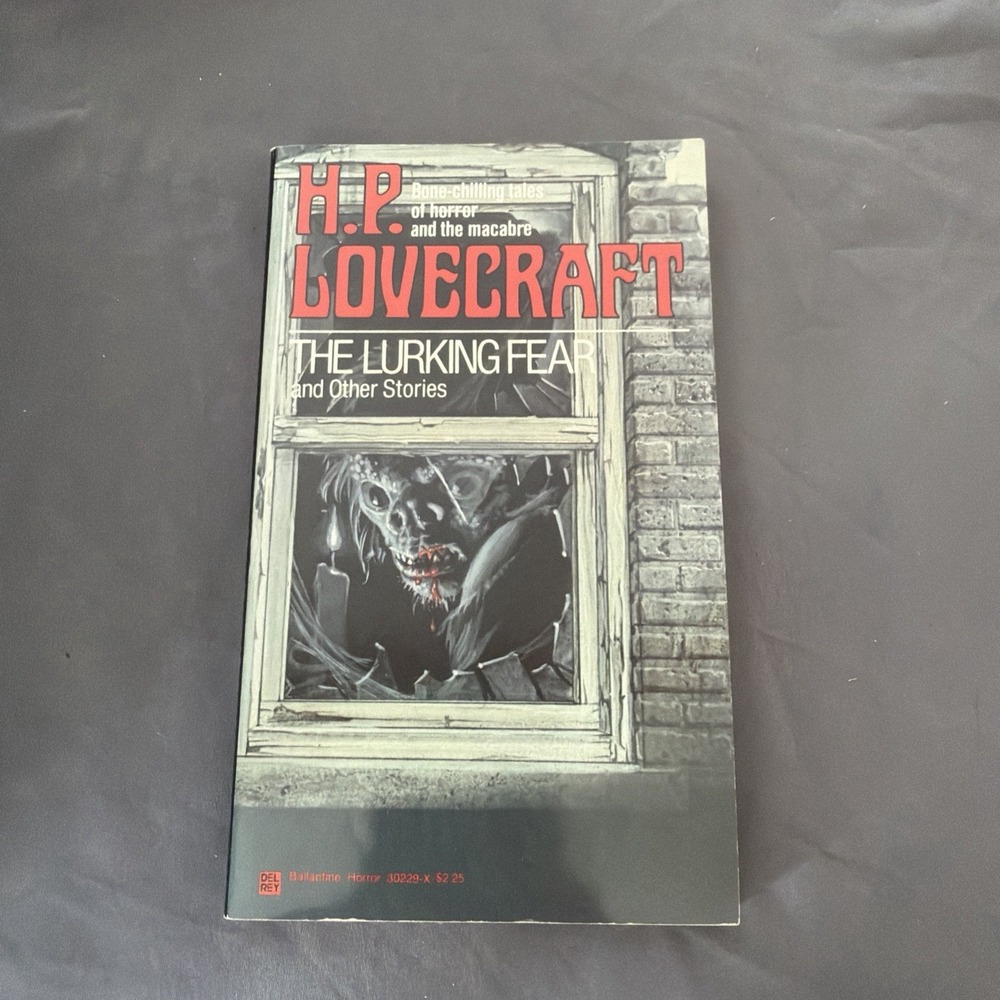 H. P. Lovecraft - The Lurking Fear and Other Stories - Ballantine 1990
